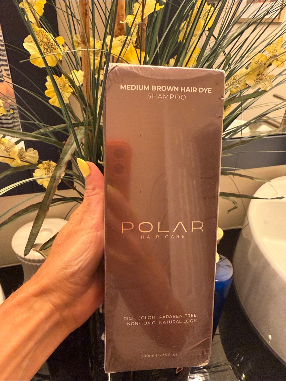 Polar Hair Care Medium Brown Hair Dye Shampoo – Medium Brown
